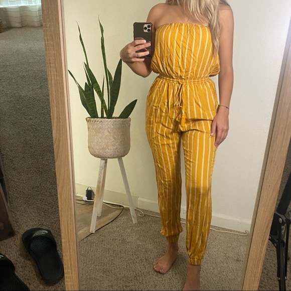 yellow striped jumpsuit with tie waistline - Picture 2 of 3